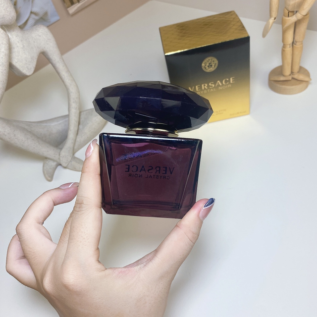 15eur--Versace 黑水晶淡香水90ml