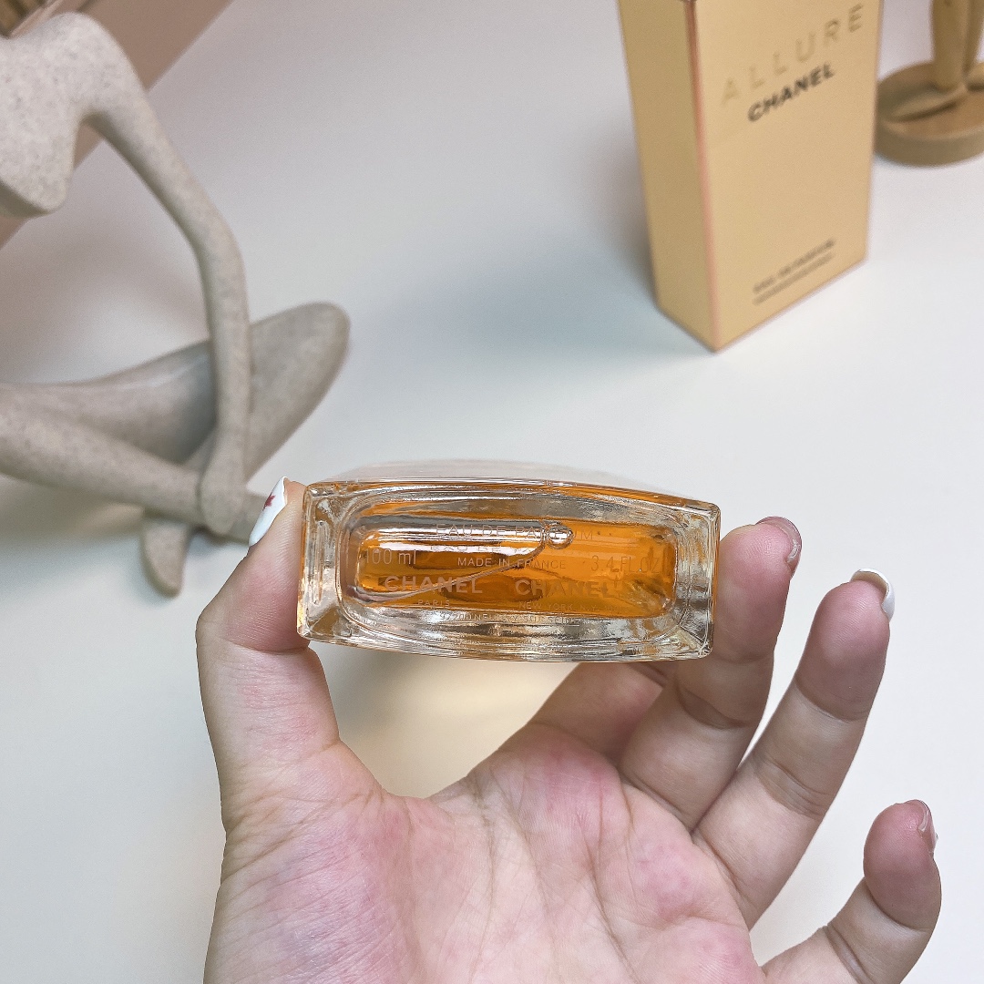 15eur---Chanel 魅力运动 women Eau De Parfum 100ml