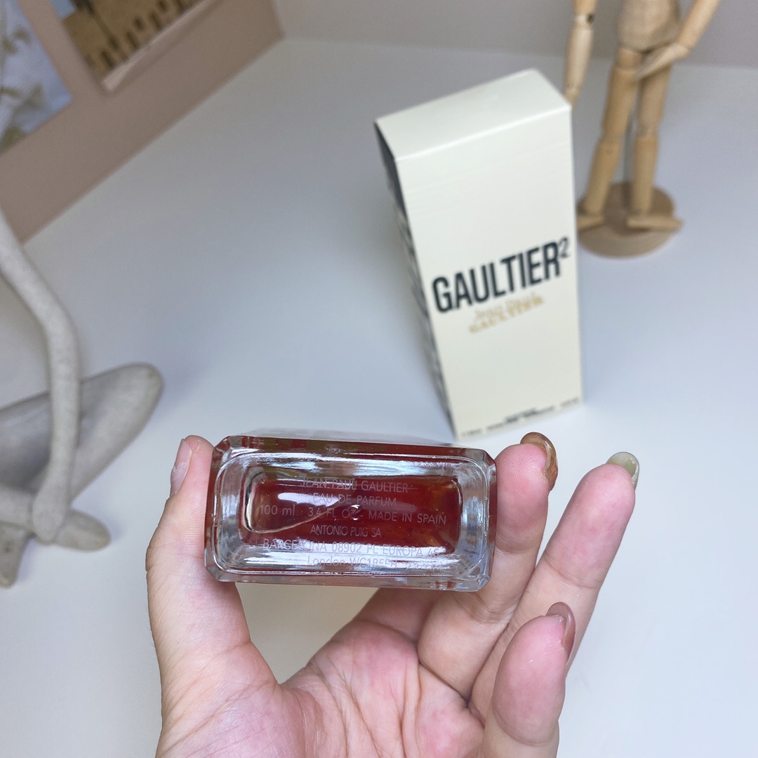 17eur---Jean Paul Gaultier 平方限定款 100ml