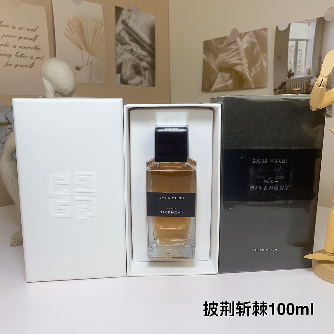 15eur---Givenchy 披荆斩棘