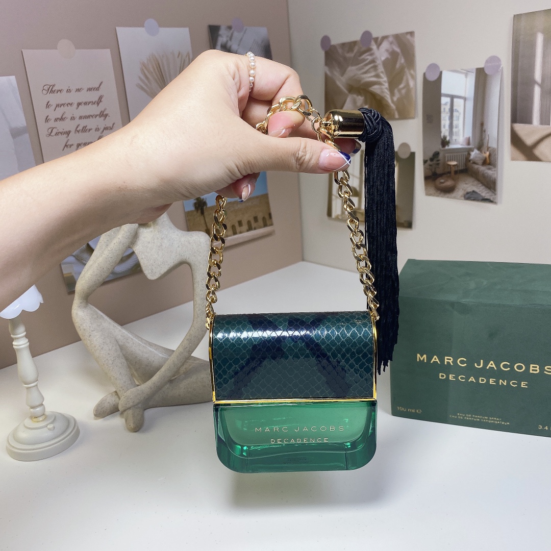 15eur---Marc Jacobs 绿色妖娆 100ml