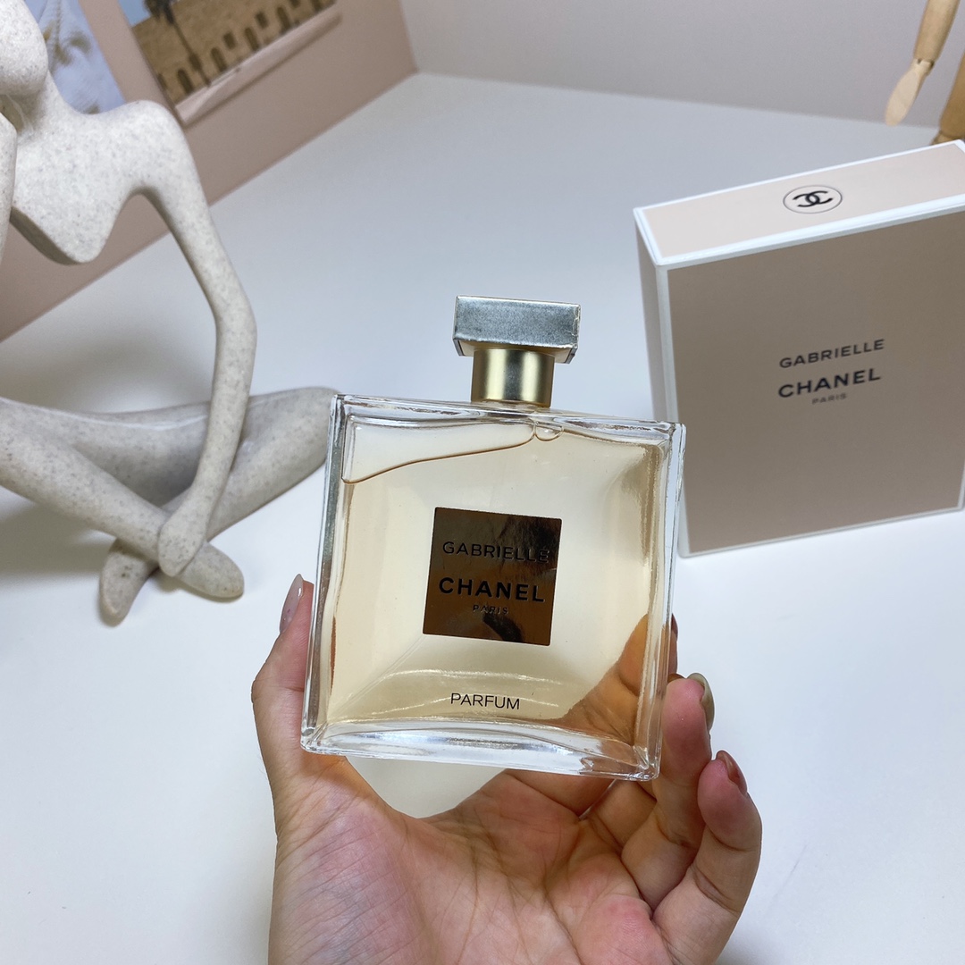 16eur---Chanel 嘉伯丽尔香精 100ml