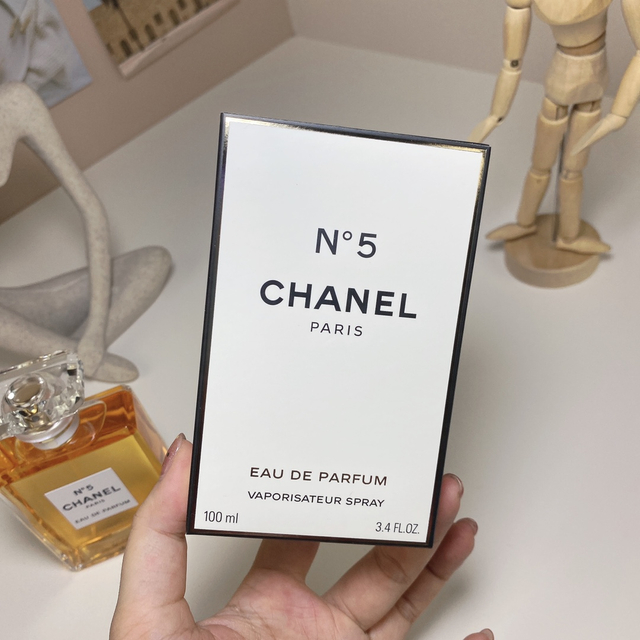15eur---Chanel 黄5号 Eau De Parfum 100ml