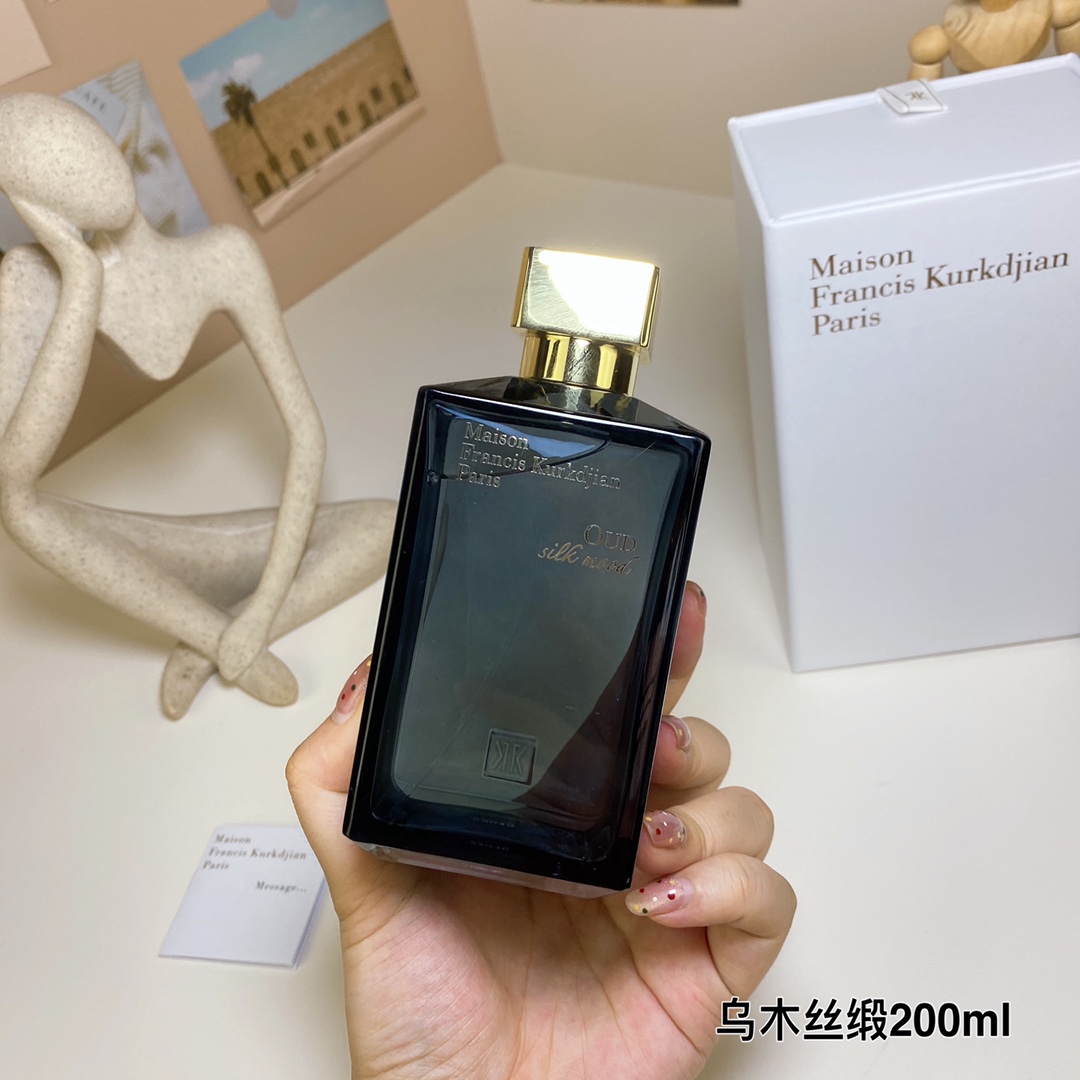 15eur---Maison Francis Kurkdjian 丝缎乌木 200ml