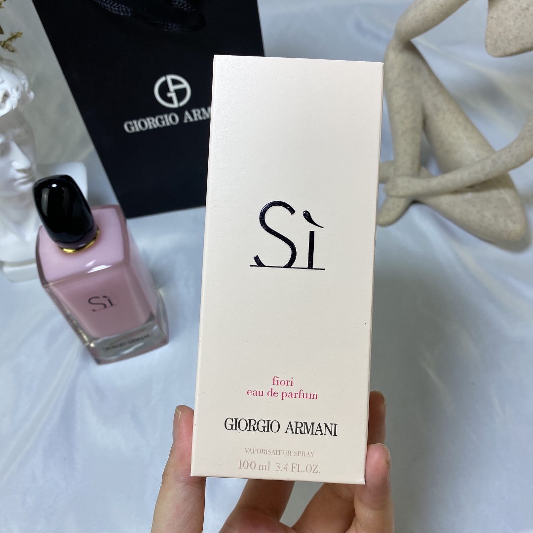 15eur---Armani粉瓶挚爱浓香花香100ml