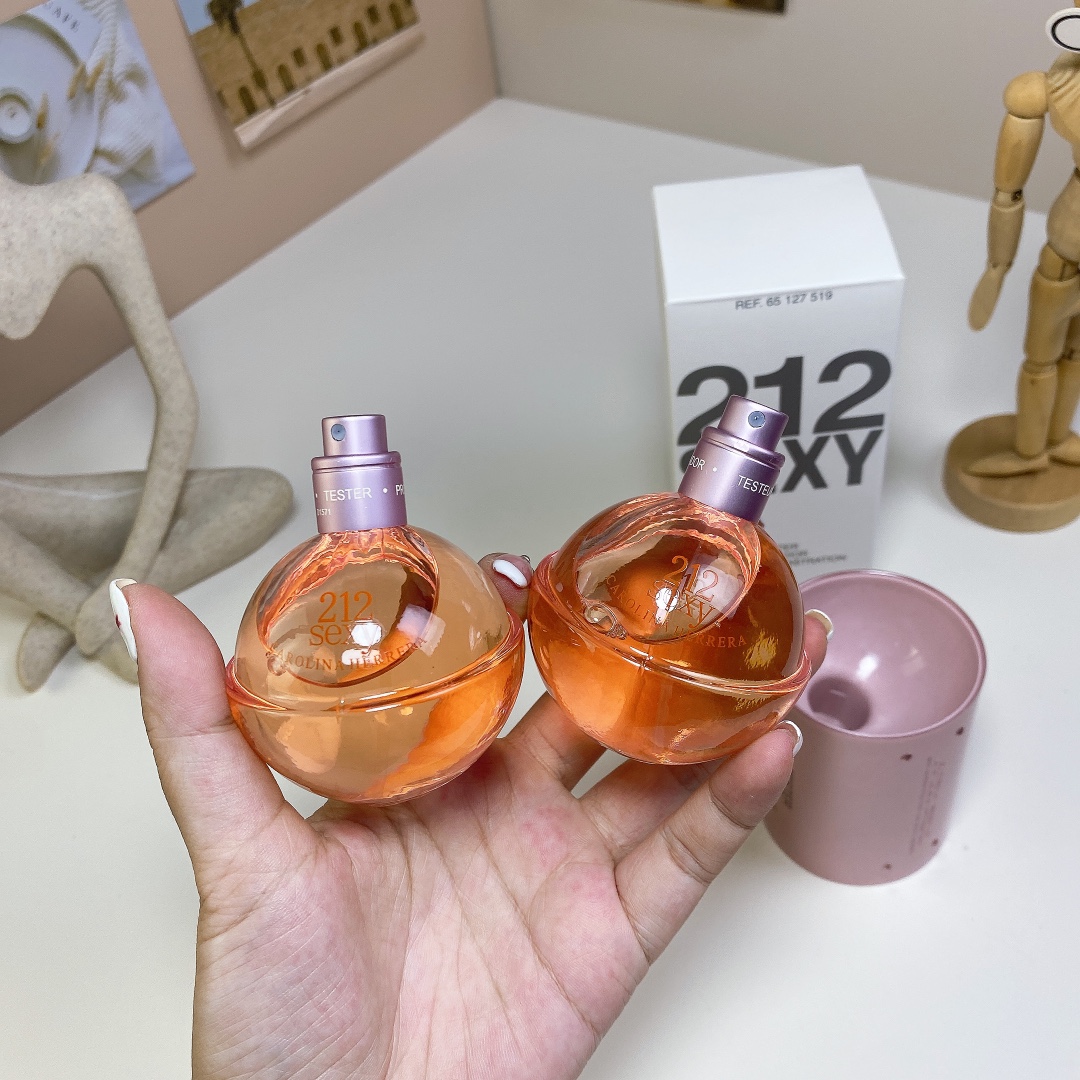 15eur---Carolina Herrera 212性感女士