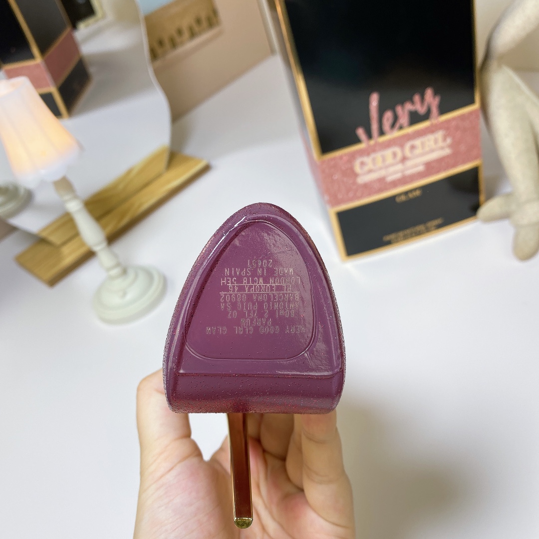 15eur---Carolina Herrera 紫金色高跟鞋