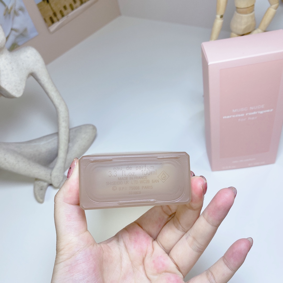 15eur-naiciso 裸色迷情100ml