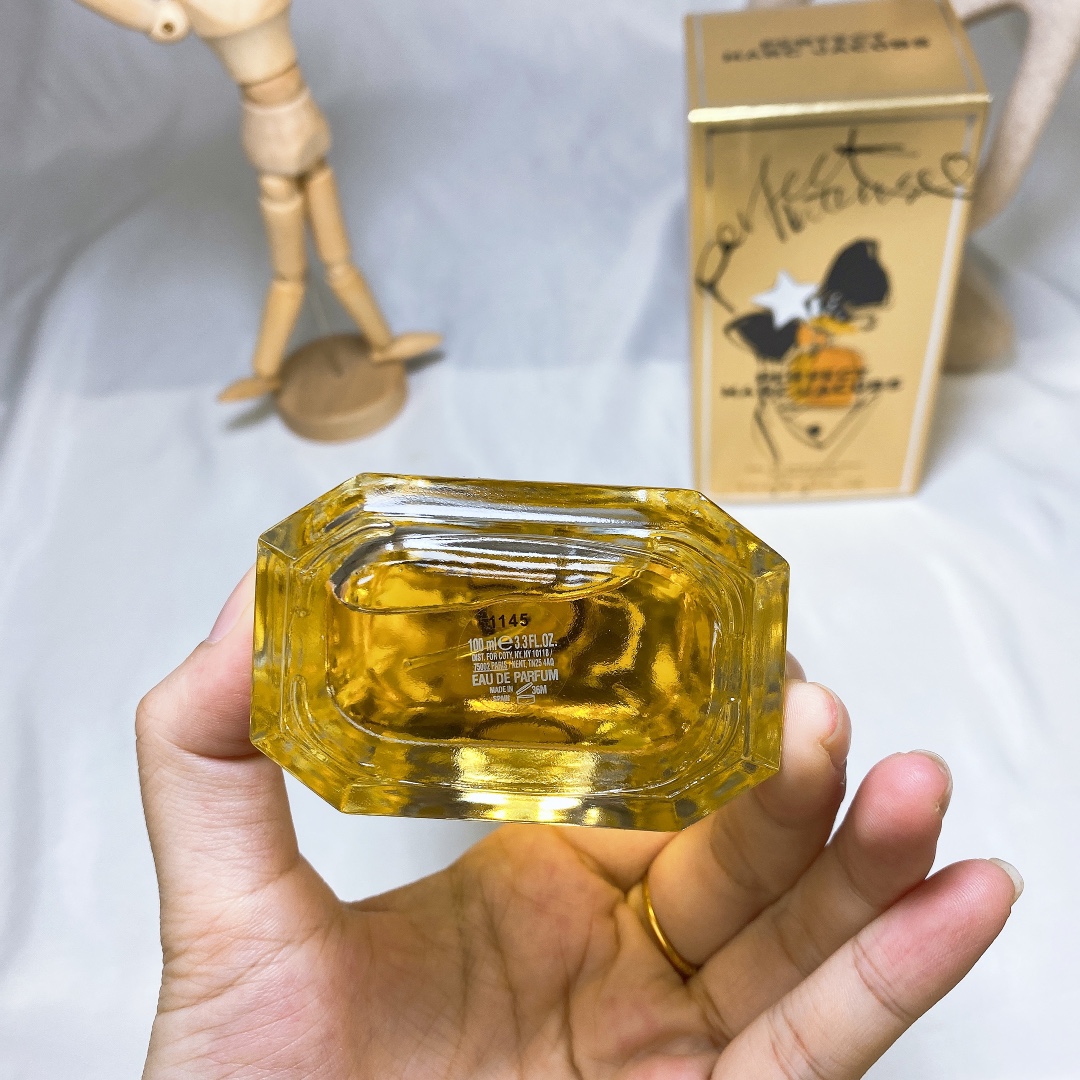 15eur-Marc Jacobs 雏菊淡香 100ml