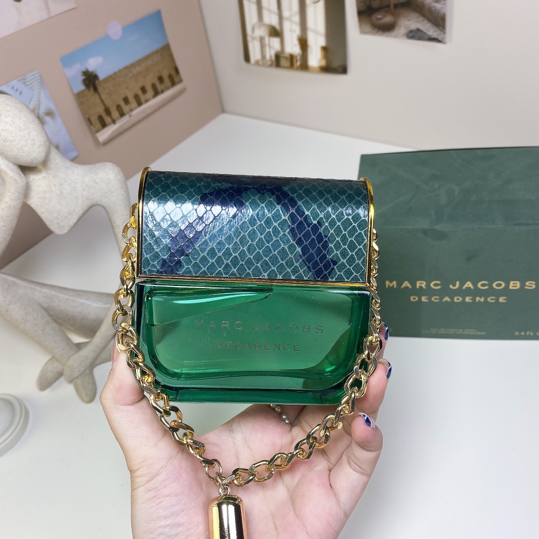 15eur---Marc Jacobs 绿色妖娆 100ml