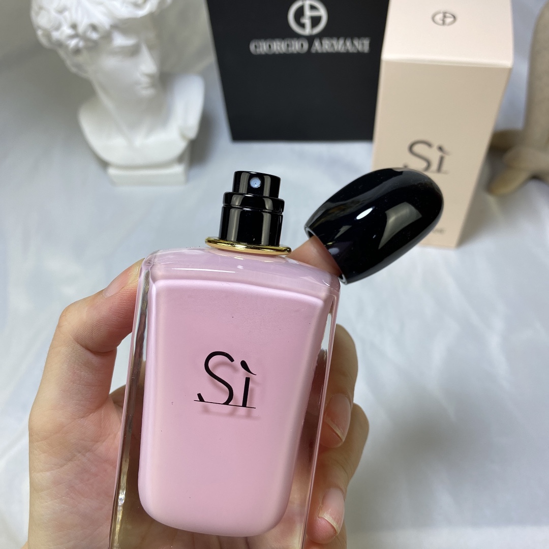 15eur---Armani粉瓶挚爱浓香花香100ml