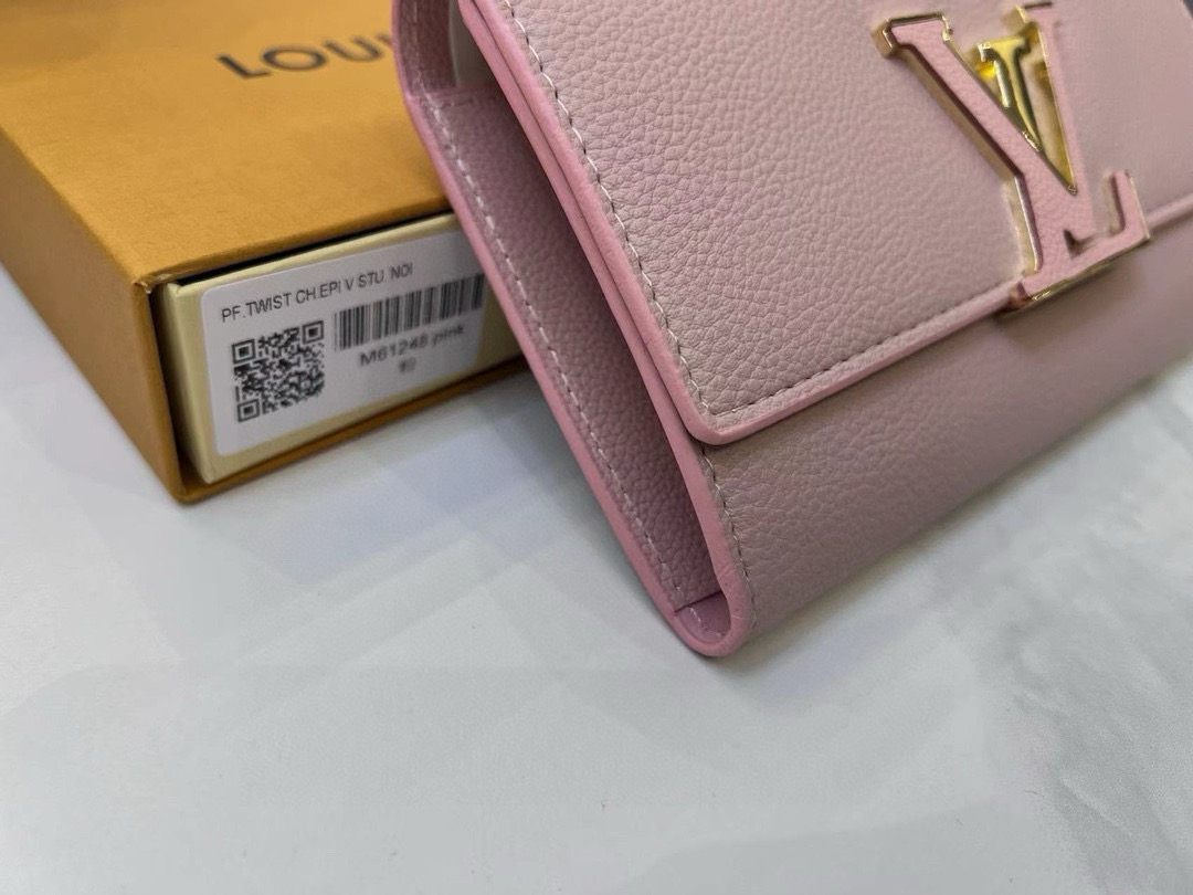 19eur--- LV size：20*11*2.5cm