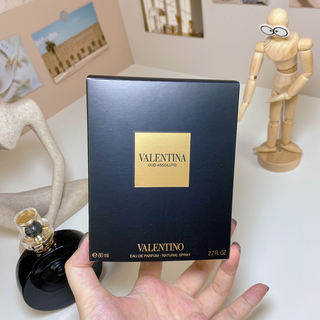 15eur---VALENTINO 黑色雕花乌木精华100ml
