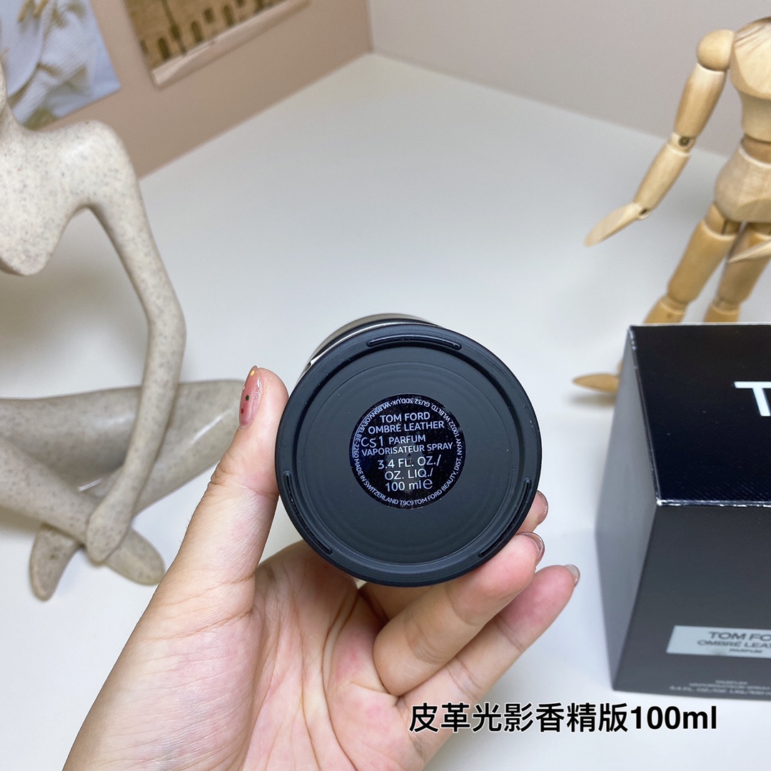 15eur---TOM FORD 光影皮革香精版100ml