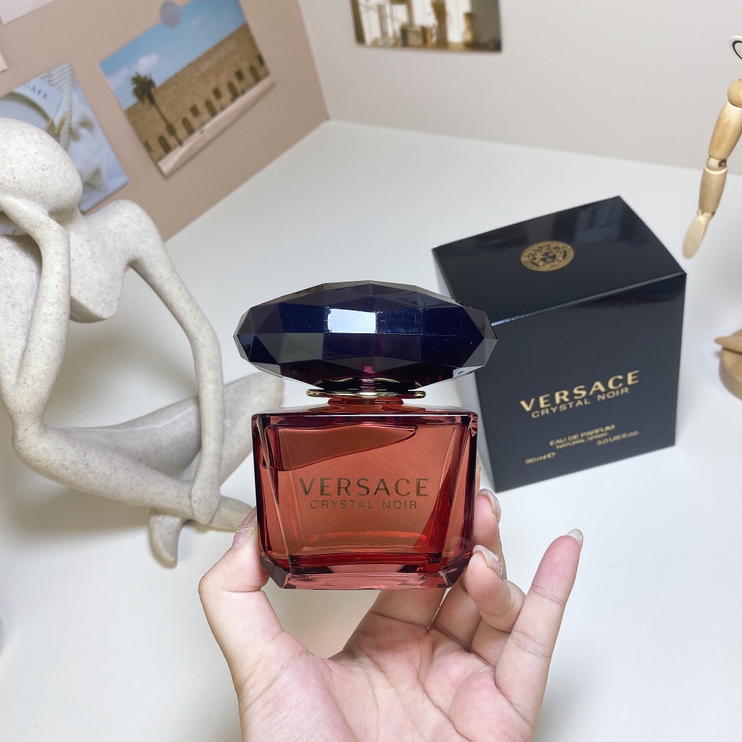 15eur--Versace 黑钻 edp 90ml