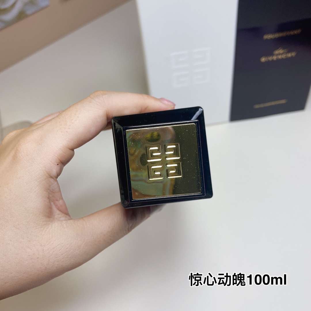 15eur---Givenchy 惊心动魄