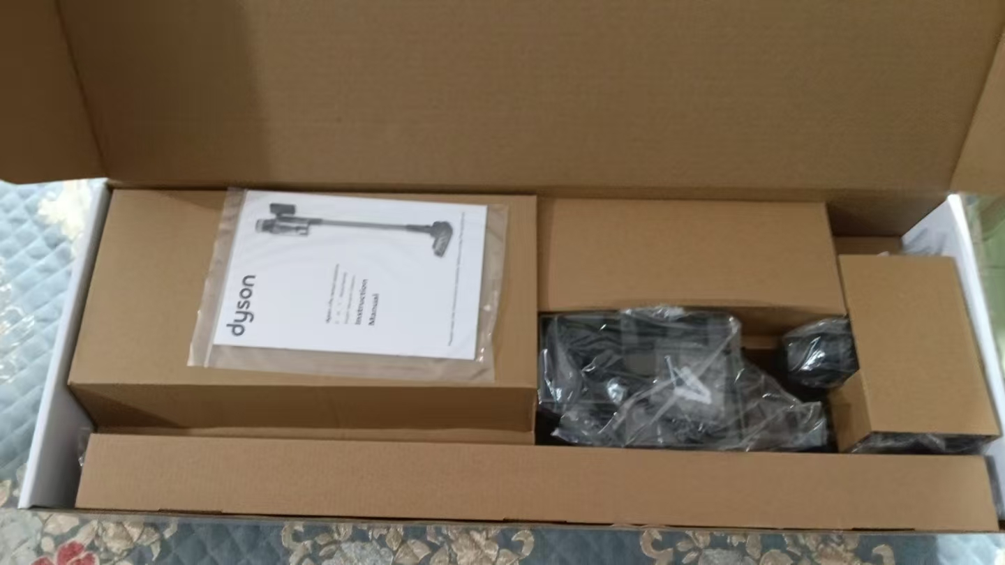 160eur---Dyson V15s