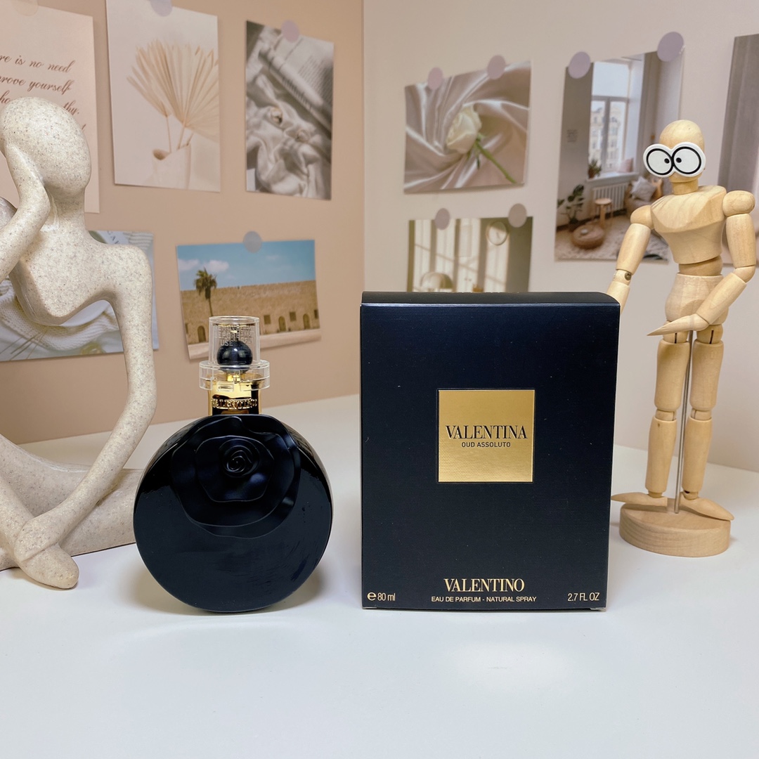 15eur---VALENTINO 黑色雕花乌木精华100ml
