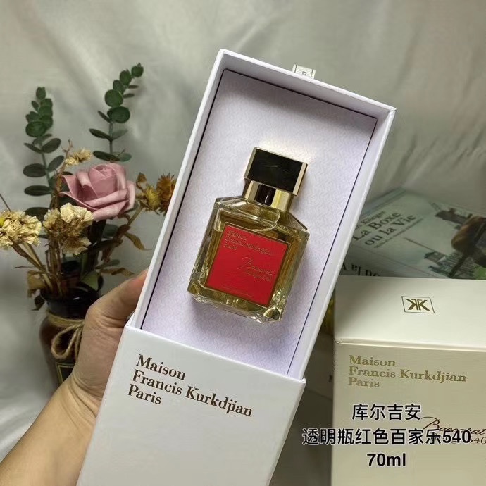 15eur---Maison Francis Kurkdjian 透明瓶红色百家乐 70ml