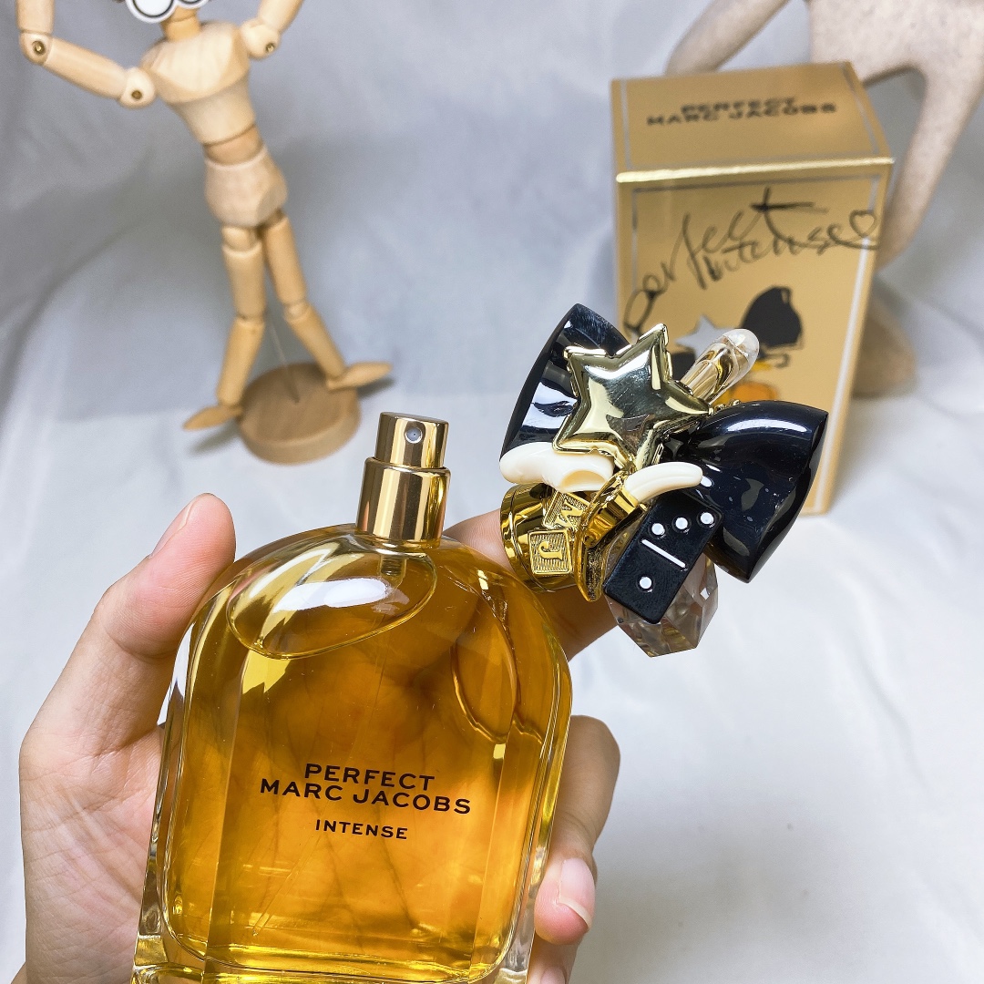 15eur-Marc Jacobs 雏菊淡香 100ml