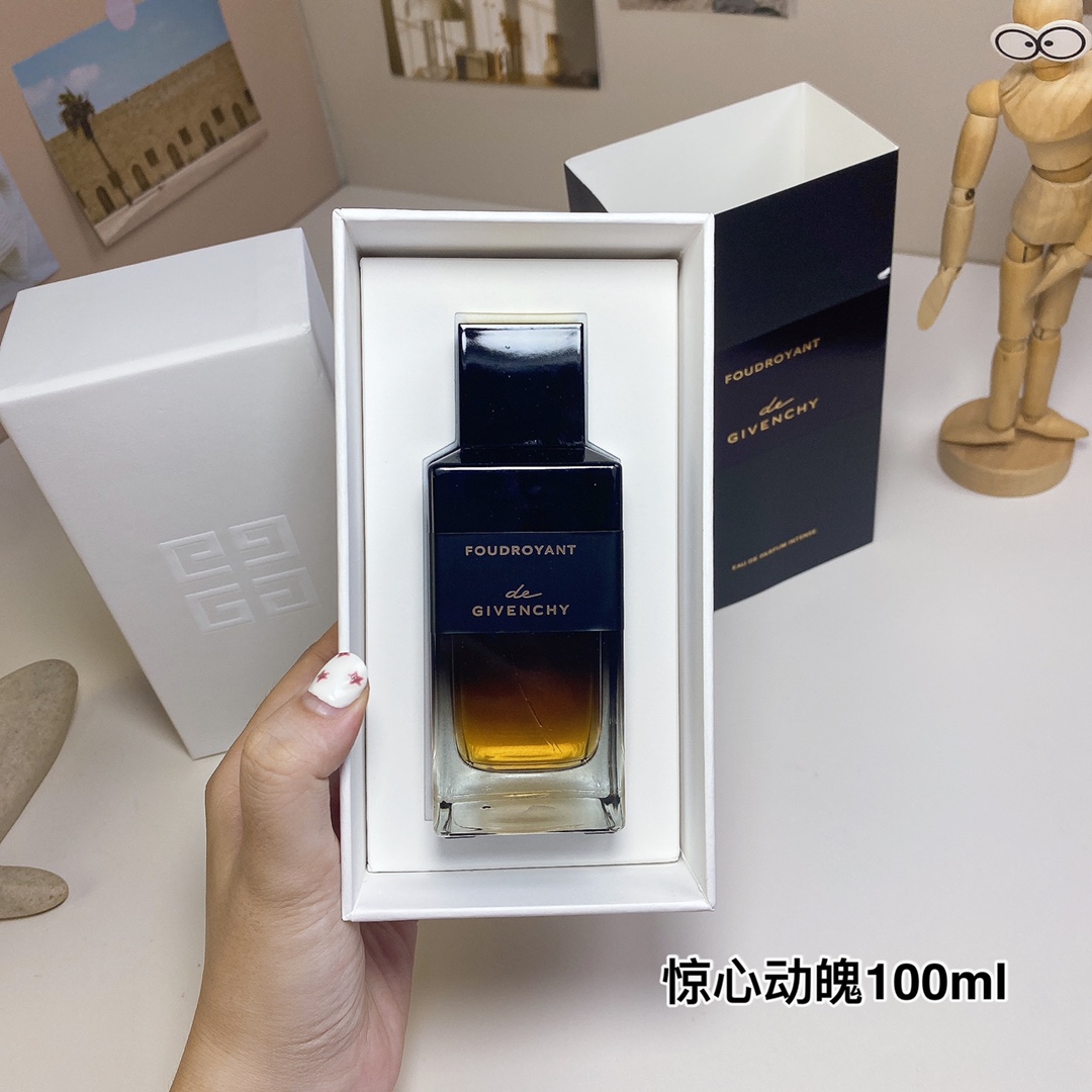 15eur---Givenchy 惊心动魄