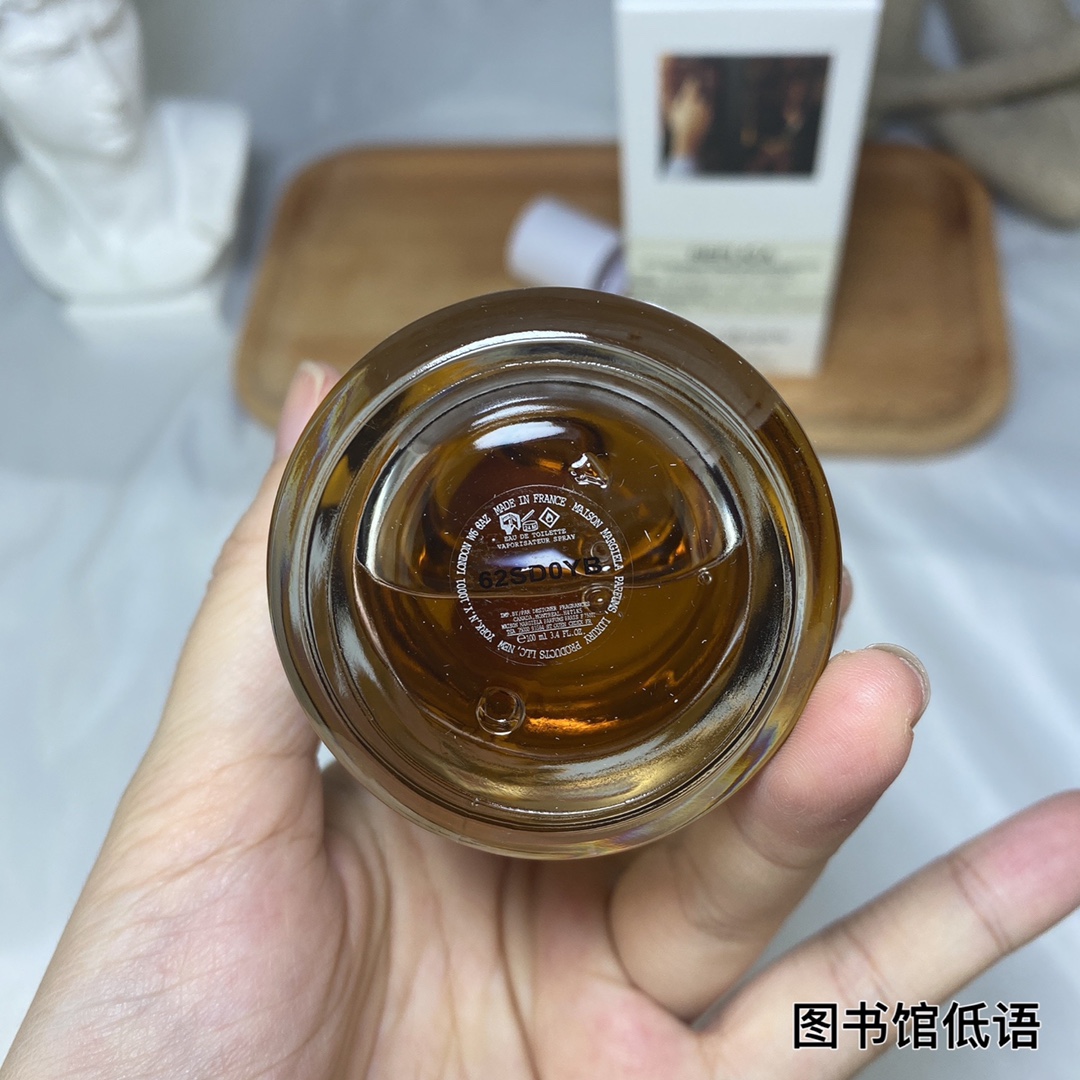 15eur---Maison Martin Margiela 图书馆低语100ml