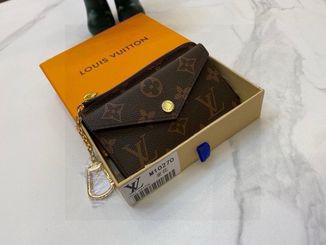 15eur--- Lv 1:1qc