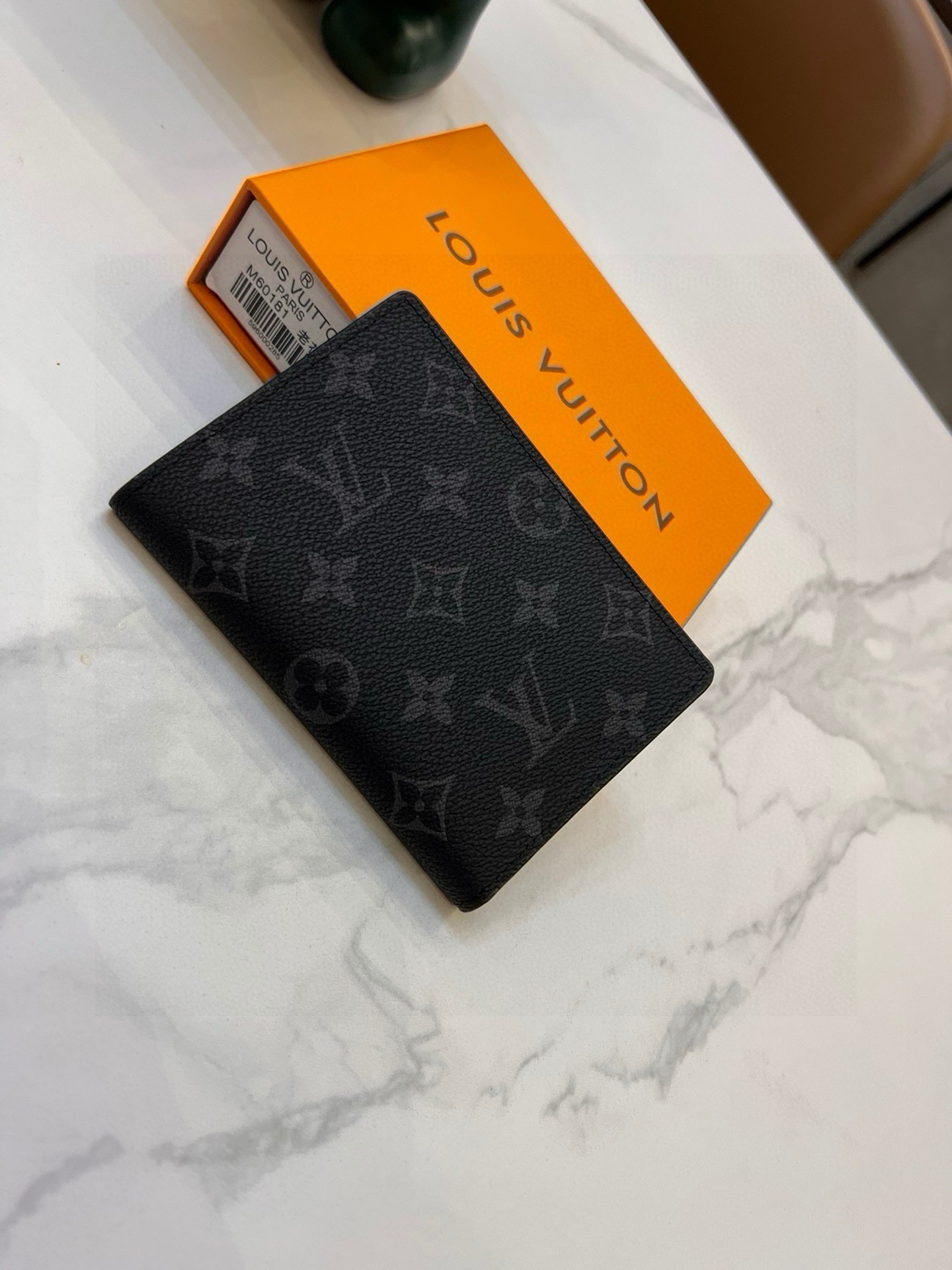 15eur--- 60181 Lv 1:1